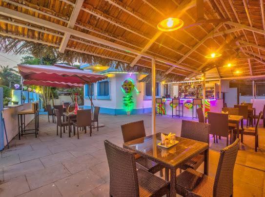 Candolim Boutique House Экстерьер фото